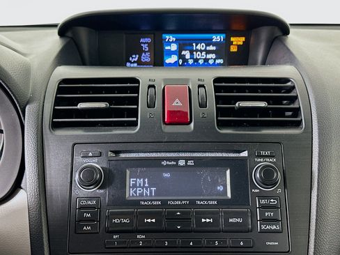 Used 2014 Subaru Forester 2.5i Limited AWD/4WD image 21