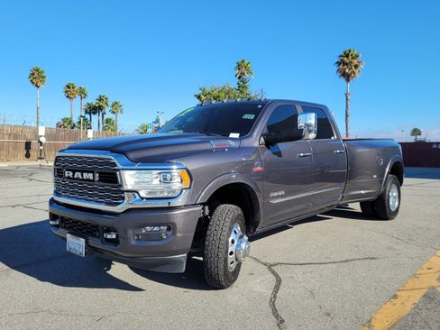 Used 2022 RAM 3500 Limited AWD/4WD image 10