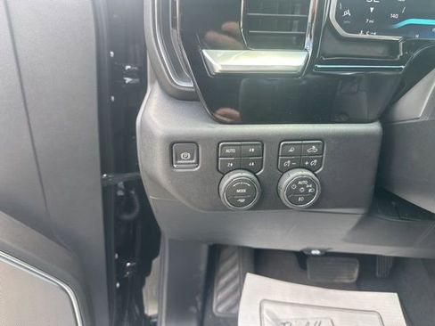 New 2026 Chevrolet Silverado 1500 High Country w/ LPO, Dark Essentials Package AWD/4WD image 18