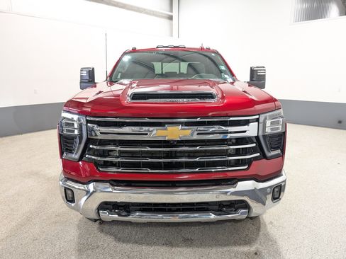 Used 2025 Chevrolet Silverado 3500 LTZ w/ LTZ Plus Package AWD/4WD image 8
