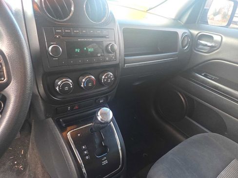 Used 2014 Jeep Patriot Sport w/ Power Value Group image 11