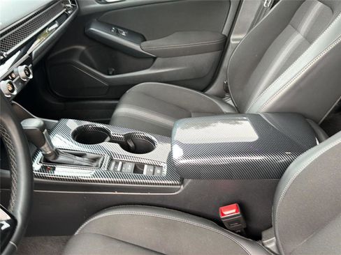 Used 2023 Honda Civic Sport image 18