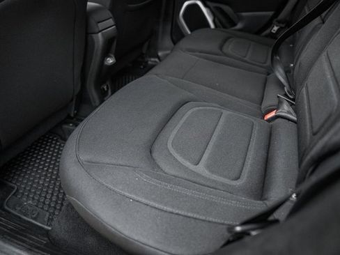 Used 2019 Jeep Renegade Latitude w/ Cold Weather Group image 33