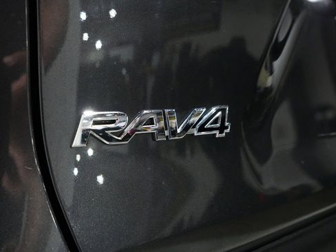 Used 2023 Toyota RAV4 XLE image 21