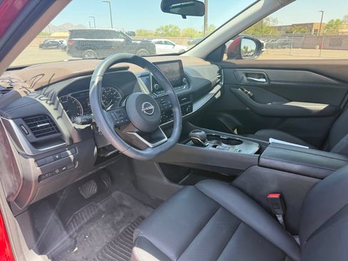 Certified 2023 Nissan Rogue SV w/ SV Premium B Package FWD image 14