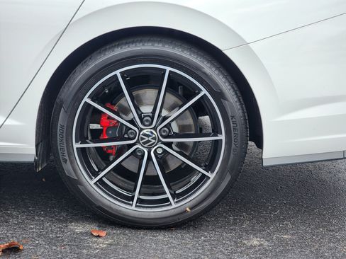 Used 2025 Volkswagen Jetta GLI Autobahn image 10