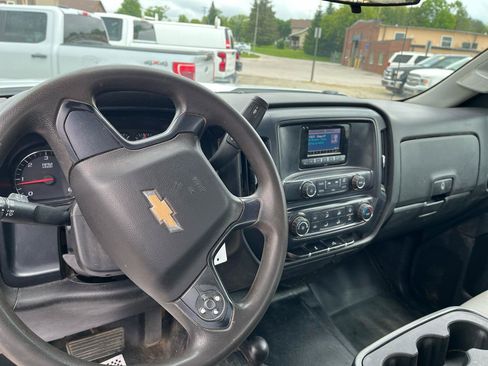 Used 2015 Chevrolet Silverado 2500 W/T AWD/4WD image 9