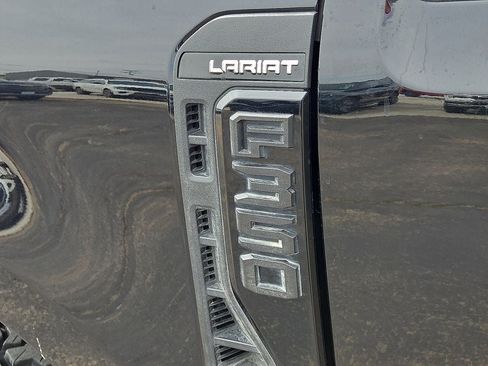Used 2024 Ford F350 Lariat w/ Lariat Ultimate Package AWD/4WD image 21