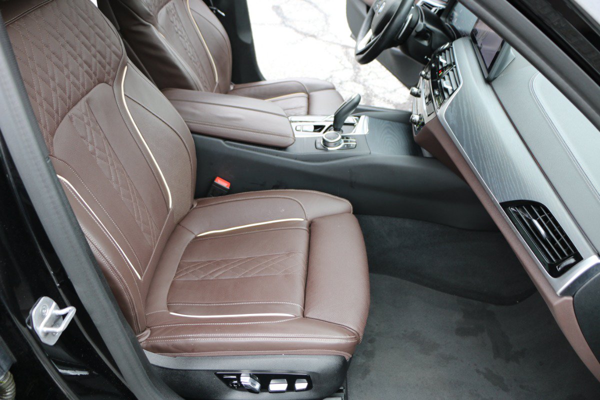 Used 2022 BMW 540i xDrive w/ Executive Package AWD/4WD image 31