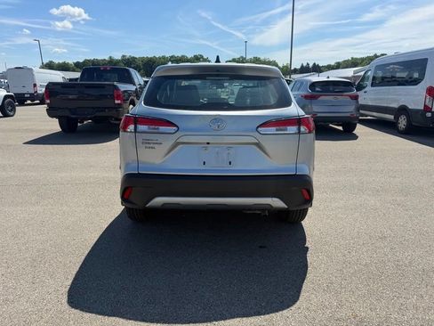 Used 2023 Toyota Corolla Cross L FWD image 7