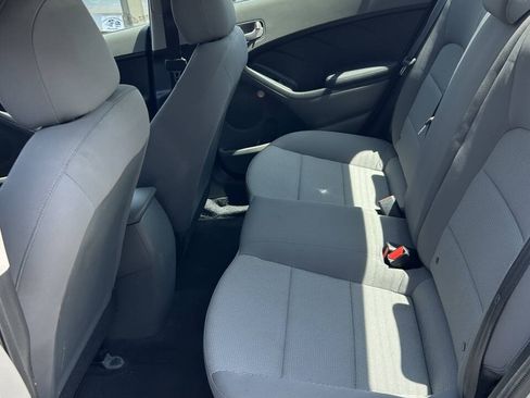 Used 2018 Kia Forte LX FWD image 13