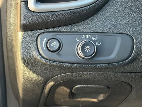 Used 2019 Chevrolet Trax LS w/ LPO, Cargo Package image 17