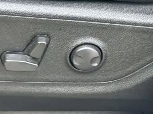 Used 2022 RAM 1500 Rebel w/ G/T Package image 8