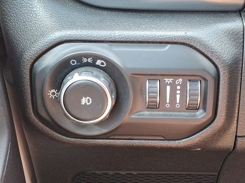 Certified 2021 Jeep Wrangler Unlimited Sport image 29