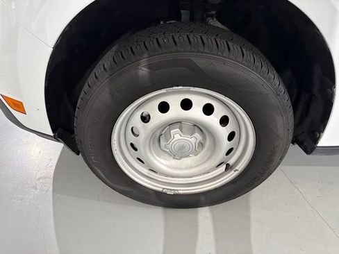 Used 2024 Ford Maverick XL FWD image 5