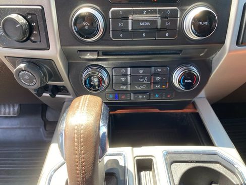Used 2018 Ford F150 King Ranch w/ Equipment Group 601A Luxury AWD/4WD image 24