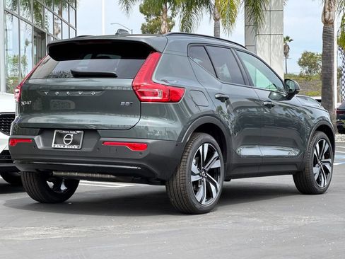 New 2026 Volvo XC40 B5 Ultra w/ Climate Package AWD/4WD image 5