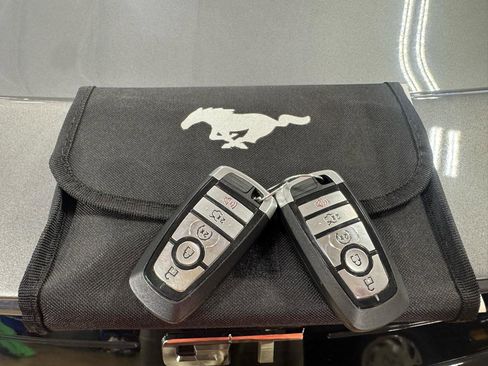 Used 2021 Ford Mustang GT Premium w/ GT Performance Package RWD image 27