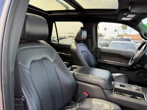 Used 2021 Ford Expedition Limited RWD image 34
