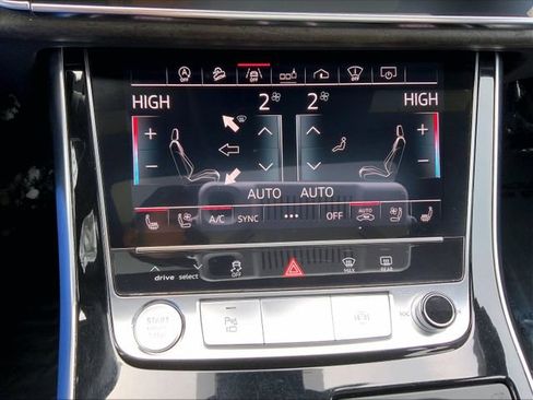Used 2019 Audi Q8 Prestige AWD/4WD image 35
