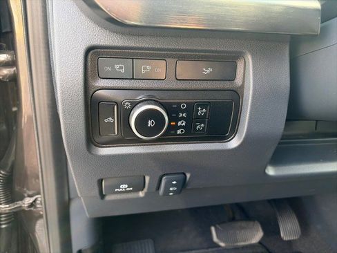 Used 2024 Ford F250 Lariat w/ Chrome Package AWD/4WD image 14