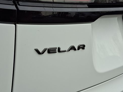 Used 2026 Land Rover Range Rover Velar S AWD/4WD image 30
