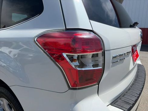 Used 2014 Subaru Forester 2.5i Limited AWD/4WD image 20