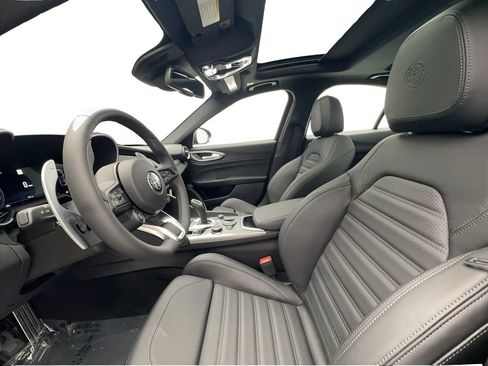 New 2026 Alfa Romeo Giulia w/ Driving Assist Package RWD image 20