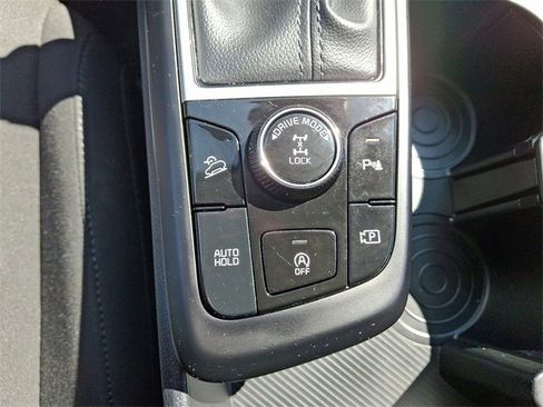 Used 2024 Kia Sportage LX image 25