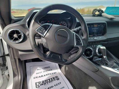 Used 2023 Chevrolet Camaro LT w/ Technology Package RWD image 14