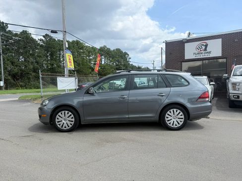 Used 2013 Volkswagen Jetta S FWD image 2