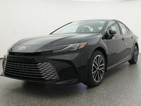 New 2026 Toyota Camry XLE AWD/4WD image 5