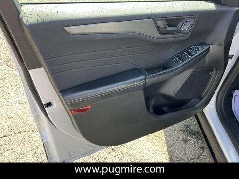 Used 2023 Ford Escape Active image 10