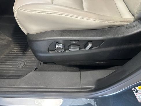 Used 2021 Cadillac XT4 Premium Luxury w/ Sun And Sound Package AWD/4WD image 22
