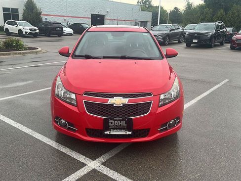 Used 2014 Chevrolet Cruze LT w/ RS Package FWD image 2