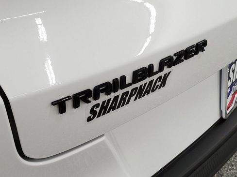 Used 2023 Chevrolet TrailBlazer RS w/ Sun and Liftgate Package image 26