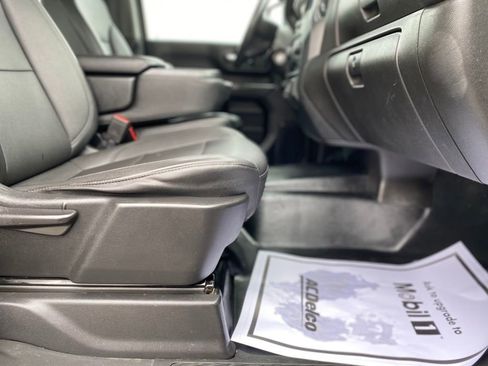 Used 2022 Chevrolet Silverado 2500 W/T w/ WT Fleet Convenience Package image 11