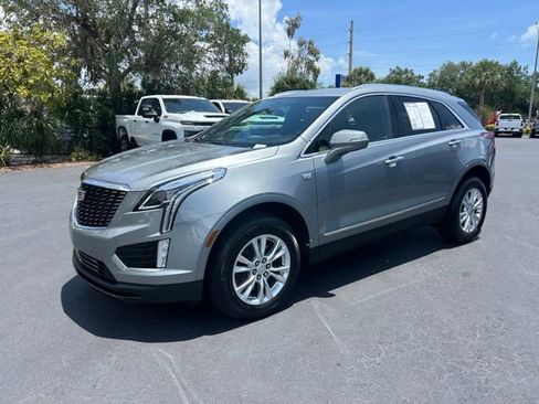 Used 2024 Cadillac XT5 Luxury FWD image 3