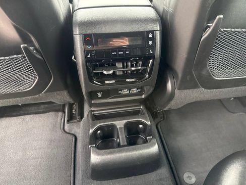 Used 2023 Jeep Grand Cherokee L Limited AWD/4WD image 22