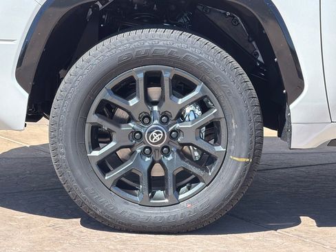 New 2026 Toyota Tundra Platinum AWD/4WD image 33