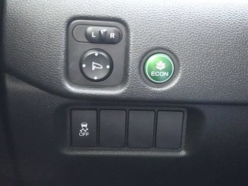 Used 2018 Honda Pilot EX-L image 28