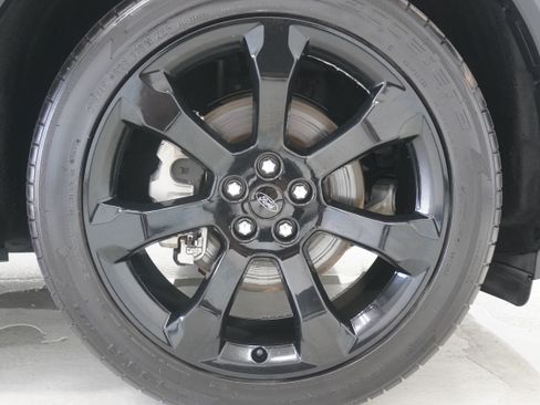 Used 2022 Ford Explorer ST-Line w/ Class IV Trailer Tow Package RWD image 32