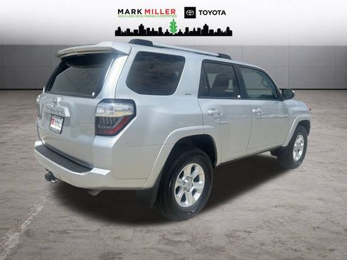 Certified 2024 Toyota 4Runner SR5 AWD/4WD image 6