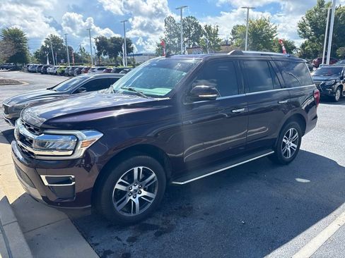 Used 2023 Ford Expedition Limited RWD image 1