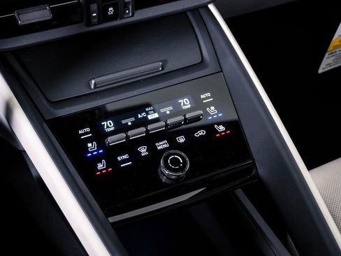 New 2025 Porsche Macan 4S Electric image 24