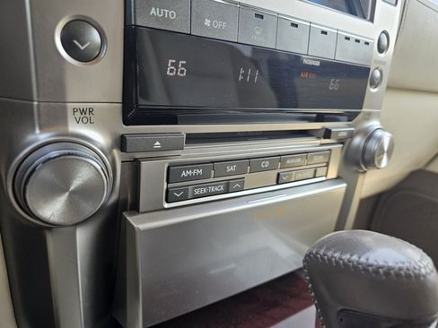 Used 2012 Lexus GX 460 w/ Comfort Plus Pkg AWD/4WD image 21
