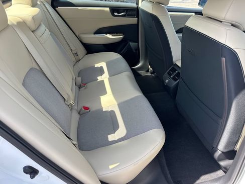 Used 2021 Honda Clarity Plug-In Hybrid image 17