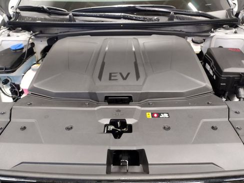 New 2026 Hyundai Ioniq 5 XRT image 9