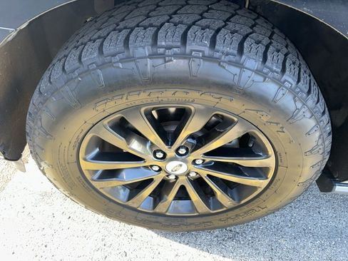 Used 2019 Ford Expedition Limited AWD/4WD image 19
