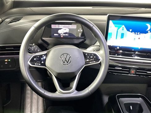 Certified 2025 Volkswagen ID.4 Pro image 13